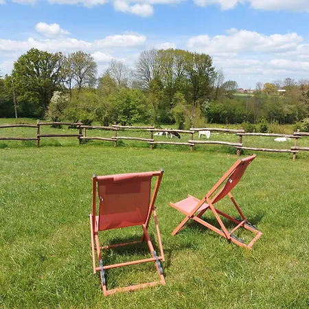 Les De L'aubertiere *